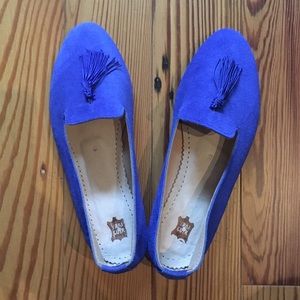 Beautiful cobalt suede loafers
